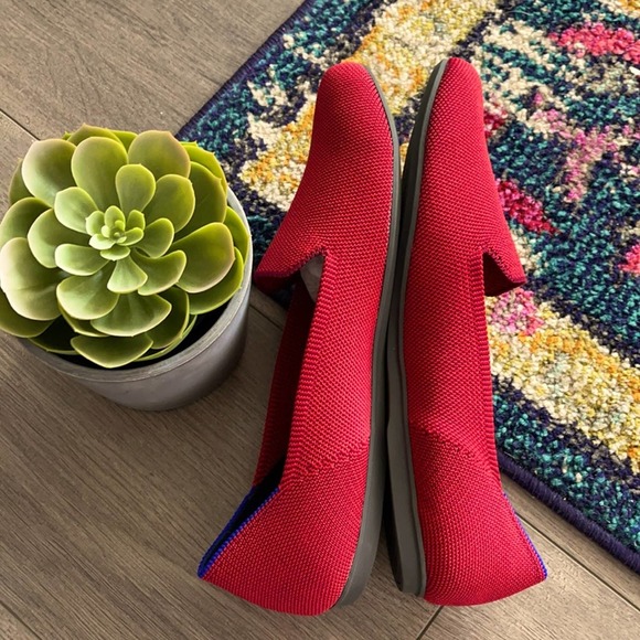 Rothys dark red size 10.5 woman’s flat loafers - Picture 9 of 11